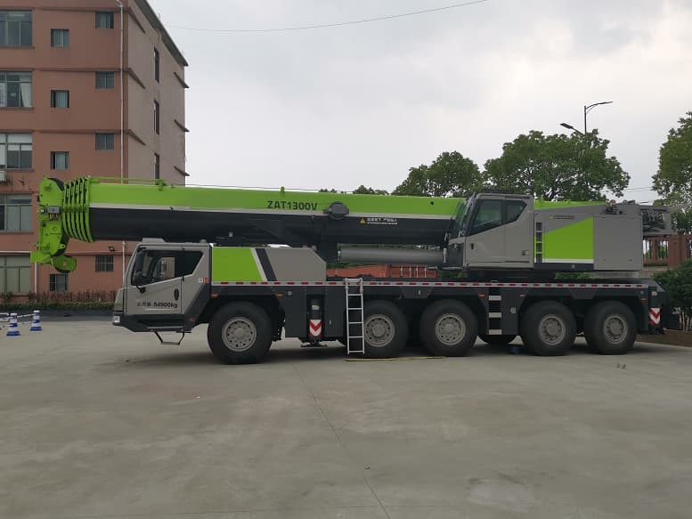 ZOOMLION ZOOMLION-ZTC130 — 130 тонн avtokran